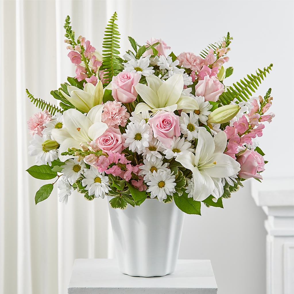 Soft Touch Tabletop Basket – J C Snyder Florist By Transcend, Harrisburg PA