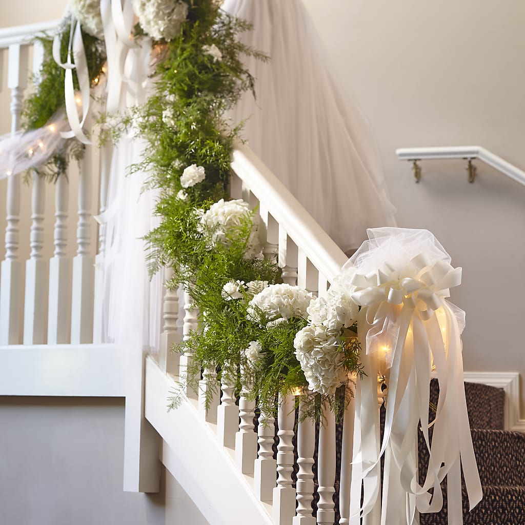 Champagne Dreams Garland – J C Snyder Florist By Transcend, Harrisburg PA