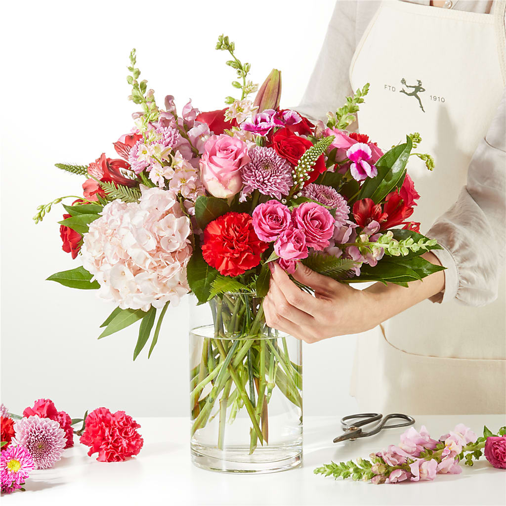 Swooning Over You - A Luxury Florist Original –  J C Snyder Florist By Transcend, Harrisburg PA