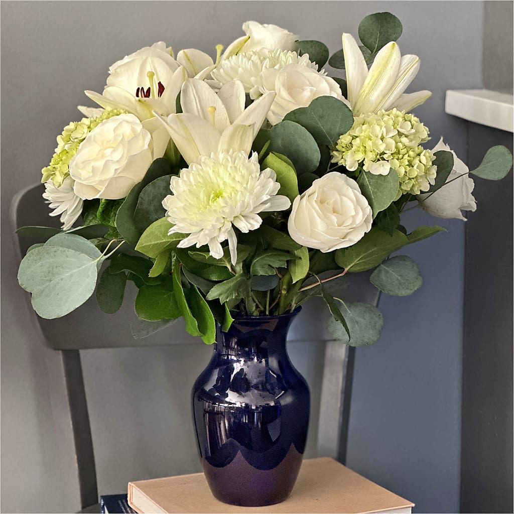 Snowy Dreams Bouquet –  J C Snyder Florist By Transcend, Harrisburg PA